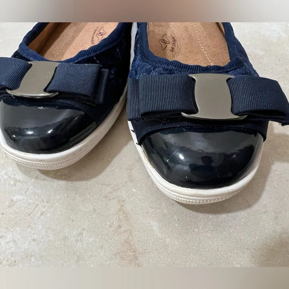 Soft Style Women's Faeth Ballet Flat - Picture 5 of 7